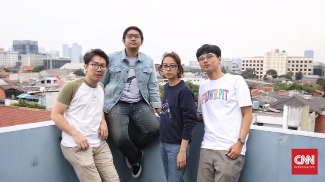 Band Yogyakarta Grrrl Gang mengungkapkan tak ingin diburu waktu. Bernafas dan menikmati proses, adalah pilihan mereka.