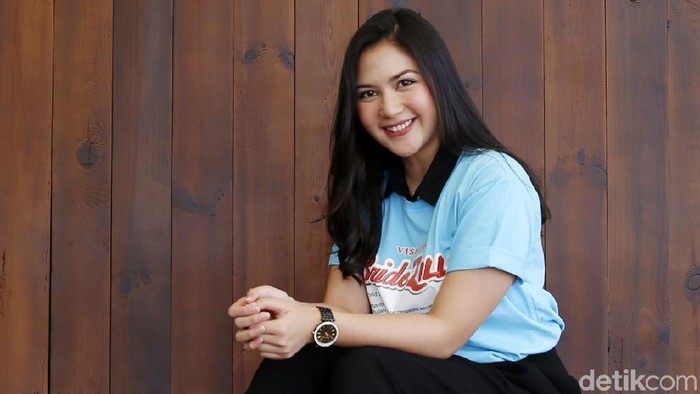 Jessica Mila saat berkunjung ke kantor detikcom.