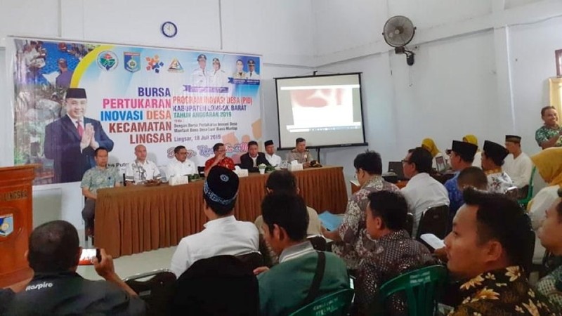 Pemerintah pusat memiliki keinginan untuk memajukan desa-desa di seluruh Indonesia. Hal itu juga merupakan langkah utama membangun bangsa.