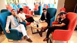 Lirik Lagu Setia - Jikustik