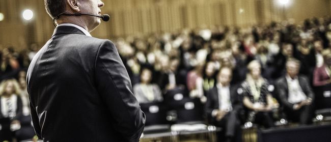 Cara Membuat Pidato Menurut Juru Tulis Michelle Obama