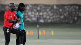 FOTO: Jaga Semangat Sebelum Final Senegal vs Aljazair Senegal dan Aljazair akan menjadi kontestan pada partai puncak Piala Afrika 2019 yang akan berlangsung Jumat (19/7) malam waktu Mesir.