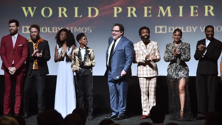 Intip Keseruan World Premiere Film The Lion King Film The Lion King sudah rilis di bioskop seluruh dunia. Intip yuk keseruan saat World Premiere The Lion King di California, Amerika Serikat.