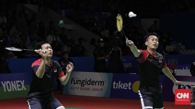 Indonesia menyisakan dua wakil di babak semifinal Indonesia Open 2019, yaitu Mohammad Ahsan/Hendra Setiawan dan Kevin Sanjaya Sukamuljo/Marcus Fernaldi Gideon.