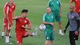 FOTO: Jaga Semangat Sebelum Final Senegal vs Aljazair Senegal dan Aljazair akan menjadi kontestan pada partai puncak Piala Afrika 2019 yang akan berlangsung Jumat (19/7) malam waktu Mesir.