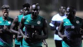 FOTO: Jaga Semangat Sebelum Final Senegal vs Aljazair Senegal dan Aljazair akan menjadi kontestan pada partai puncak Piala Afrika 2019 yang akan berlangsung Jumat (19/7) malam waktu Mesir.
