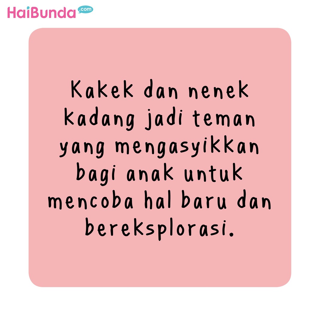 Roti isi jadi 'mainan' seru kakak dan kakek-neneknya di komik ini. Nah, apa hal seru yang pernah si kecil lakukan dengan kakek-nenek, Bun? Share yuk. 