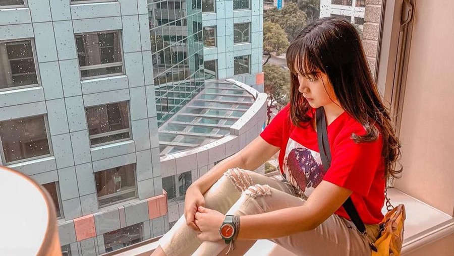 Lirik Lagu Percaya Aku - Chintya Gabriella Lirik lagu dan video musik Percaya Aku - Chintya Gabriella, lagu yang sedang trending di Youtube.