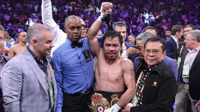 FOTO: Pacquiao Rebut Gelar WBA Super di Usia 40