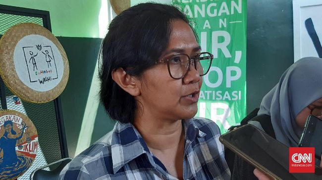 Walhi menilai banyak hal terkait UU Ciptaker yang tidak dijelaskan secara utuh dan rinci oleh Menteri LHK Siti Nurbaya dalam pernyataannya pada Rabu (7/10).