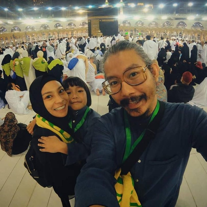 <p>Dari pernikahannya, pasangan ini dikaruniai seorang putra yang diberi nama Raden Matahari Terbit Wirasendjaja, yang akrab disapa Matahari Pendul. (Foto: Instagram @shareefadaanish)</p>