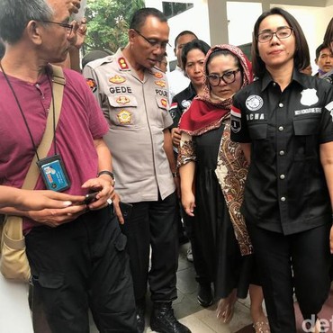 Nunung Terancam Penjara Lebih dari 5 Tahun