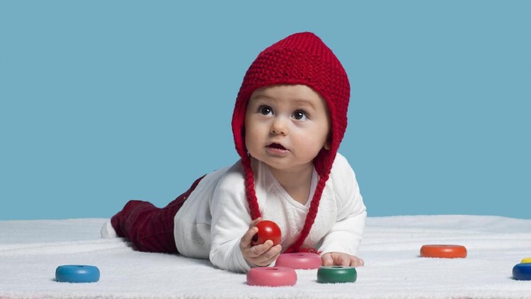 Tiap orang tua ingin anaknya tumbuh menjadi seseorang yang unggul. Berikut 25 nama bayi perempuan bermakna unggul.