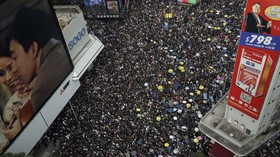 Demonstran Bertekad Lumpuhkan Hong Kong Hari Ini