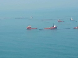 ESDM Sebut Tumpahan Minyak di Laut Karawang karena Ledakan Prematur