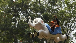 FOTO: Pasukan Oranye Pelesiran di Dufan