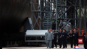 VIDEO: Kim Jong-un Sidak Proyek Kapal Selam Korut