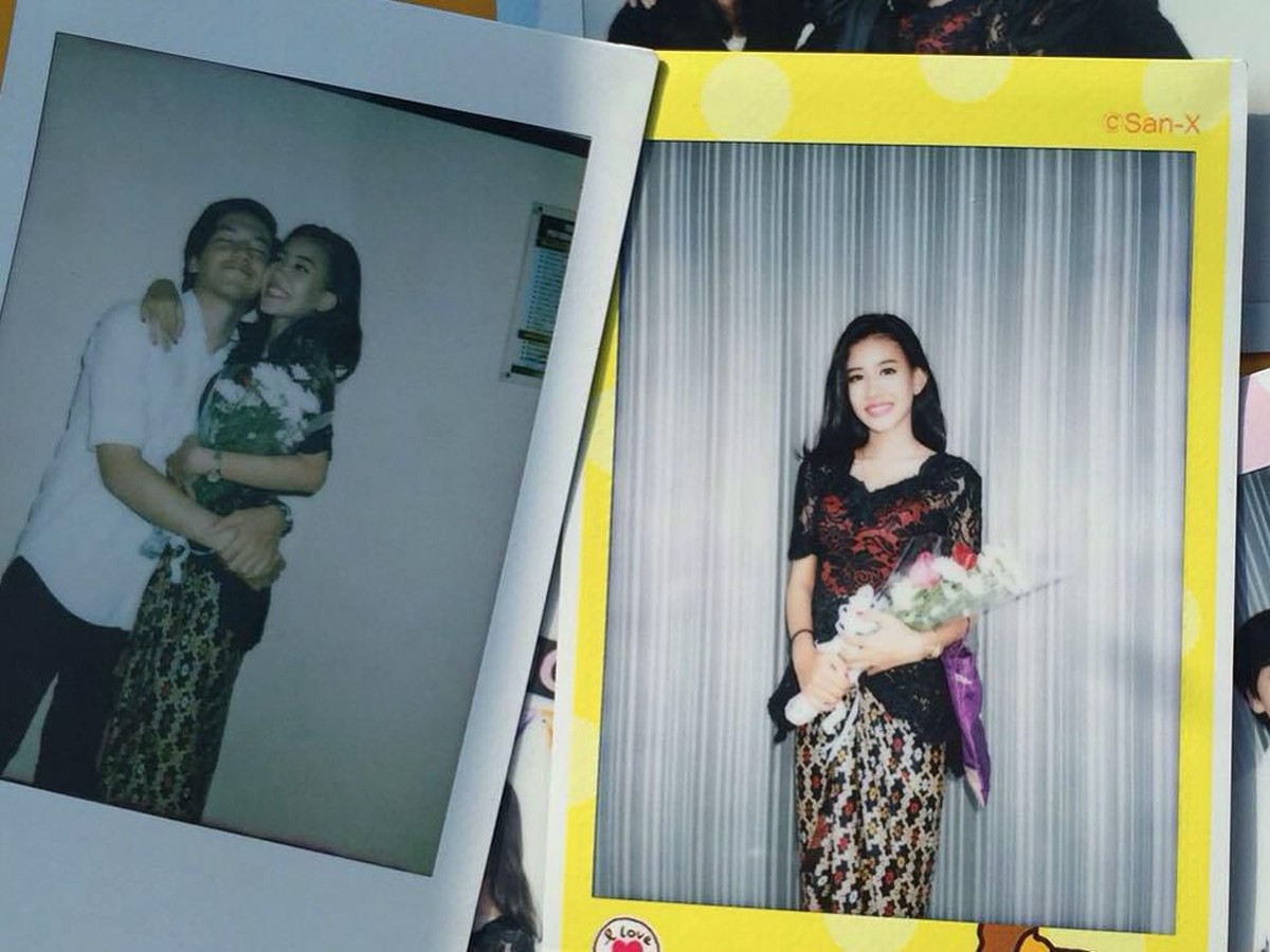 Jefri Nichol ditangkap karena kasus narkoba&period; Hal itu membuat netizen mengomentari Instagram mantan kekasih&comma; Shenina Cinnamon&period; Berikut 7 potret kemesraan mereka&period;