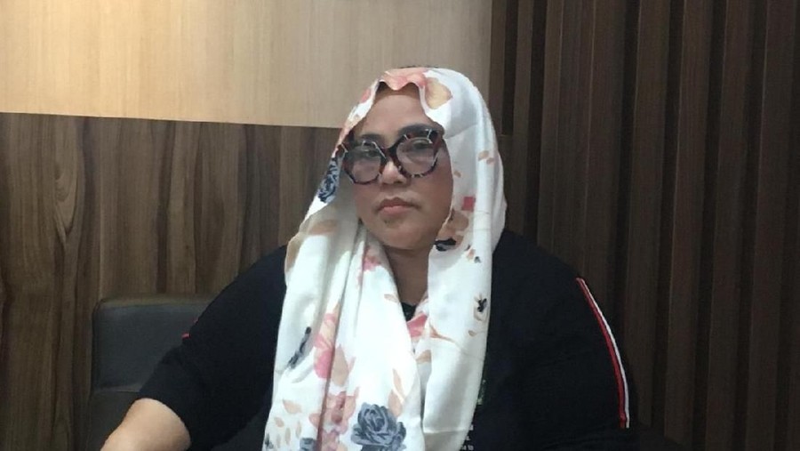 Nunung Tergoda Narkoba karena Ajakan Teman Sesama Pelawak