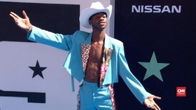 VIDEO: Lil Nas X Samai Rekor Mariah Carey dan 'Despacito'