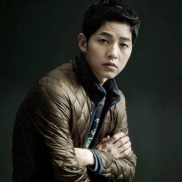 Song Joong Ki Hentikan Syuting Film 'Bogota' karena Virus Corona