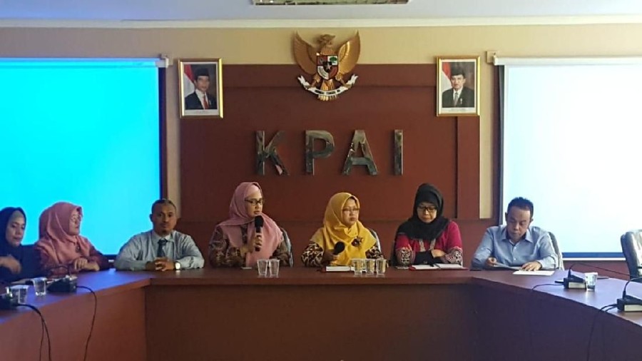 Pihak KPAI dan sekolah anak Nunung memberikan klarifikasi soal berita bully pada anak Nunung.