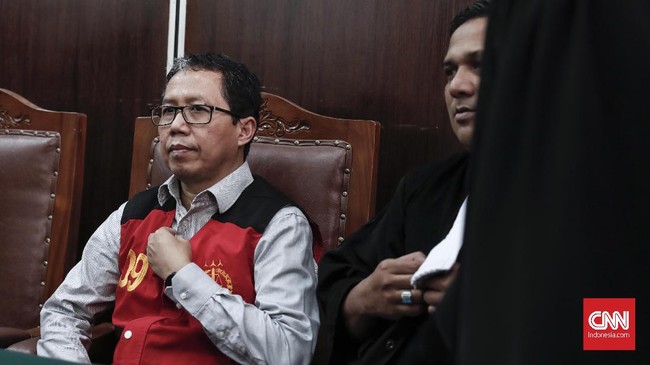 Kuasa Hukum Joko Driyono, Mustofa Abidin, meyakini kliennya tidak terlibat pengaturan skor meski hakim menjatuhkan vonis 1,5 tahun penjara.