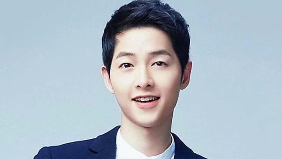 Song Joong Ki memilih meninggalkan agensi Blossom Entertainment setelah kontraknya berakhir.