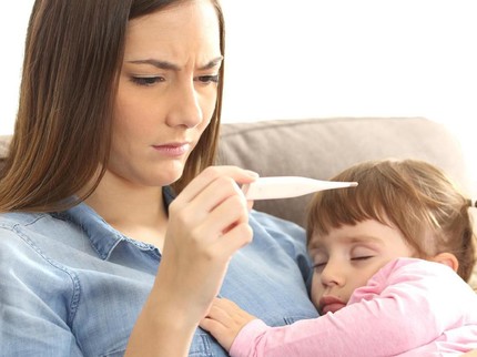 5 Cara Menurunkan Demam pada Anak yang Bisa Dilakukan di Rumah