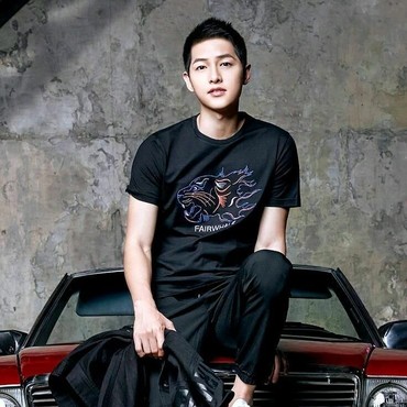 7 Potret Song Joong Ki, Duda Song Hye Kyo yang Penuh Pesona