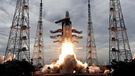 India Sukses Luncurkan Roket Chandrayaan-3 Menuju Bulan