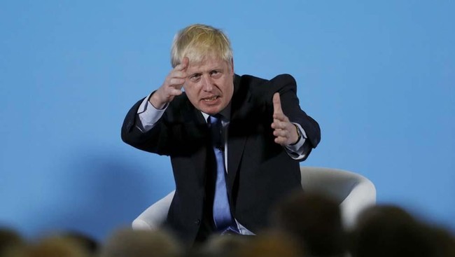 PM Inggris, Boris Johnson, meyakini Iran bertanggung jawab atas serangan pesawat nirawak terhadap dua kilang minyak milik Arab Saudi.