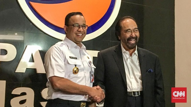 NasDem membolehkan pengurusnya membantu Anies Baswedan menggelar Formula E. Dinilai sebagai upaya NasDem agar Formula E bisa terlaksana demi citra Anies.