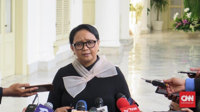 Menlu Retno Marsudi menyatakan sampai saat ini aparat Filipina dan Indonesia masih menguji data DNA untuk mengungkap identitas pelaku serangan.