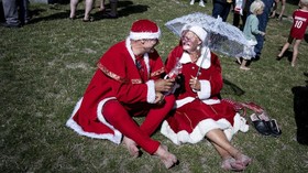 FOTO : Saat Santa Klaus 'Liburan Musim Dingin' di Kopenhagen