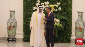 Profil Mohamed Bin Zayed yang Namanya Dipakai untuk Tol Japek