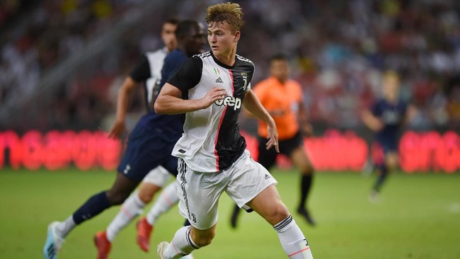 Juventus tertinggal 0-1 dari Inter Milan pada babak pertama International Champions Cup (ICC) 2019 akibat gol bunuh diri Matthijs de Ligt, Rabu (24/7).