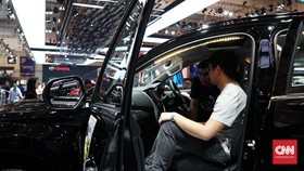 Penjualan Mobil Oktober 2023 Jalan di Tempat