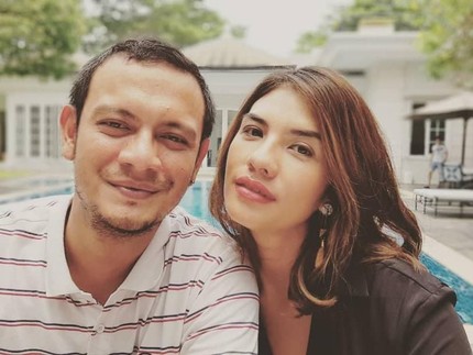 6 Momen Mesra Eno 'Netral' dan Nadila Ernesta