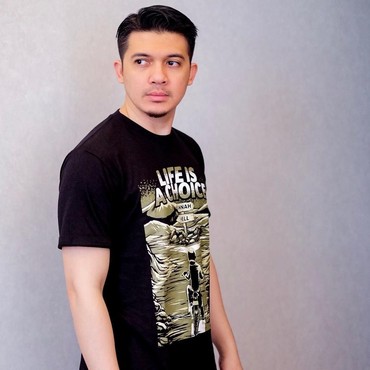 Sehari sebelum Irwansyah Dipolisikan, Zaskia Asyik Tertawa bareng Syahrini