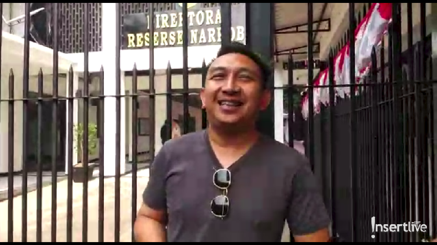 Sempat terpuruk hingga terisak saat melakukan konferensi pers, Augie Fantinus mengatakan jika Nunung kini sudah terlihat membaik.
