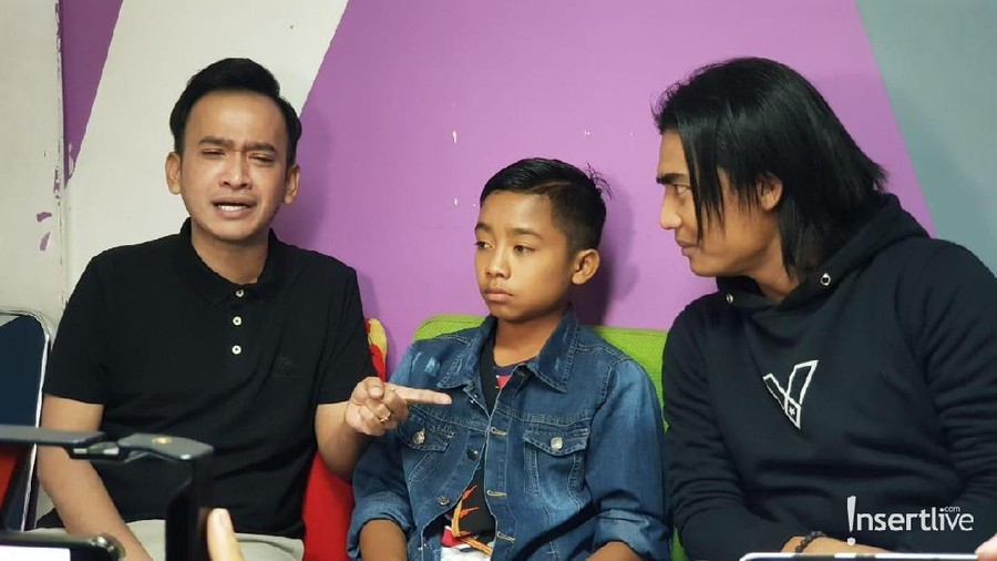 Sosok penyanyi cilik baru bernama Betrand Peto.