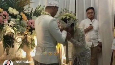 img-title Siti Badriah dan Krisjiana Baharuddin Resmi Menikah