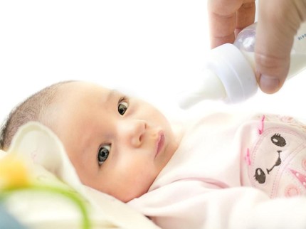 Pemberian ASI Perah Bikin Bayi Menolak Menyusu di Payudara?
