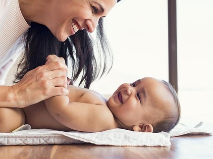 Perkembangan Bayi Usia 6 Bulan