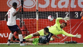 Mignolet Blunder, Liverpool Gagal Menang