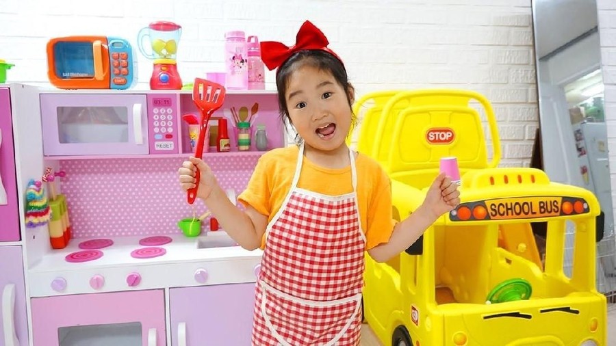 YouTuber cilik asal Korea Selatan