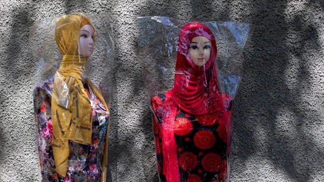 FOTO: Kisah Muslimah Georgia Bertahan Hidup di Tengah Konflik