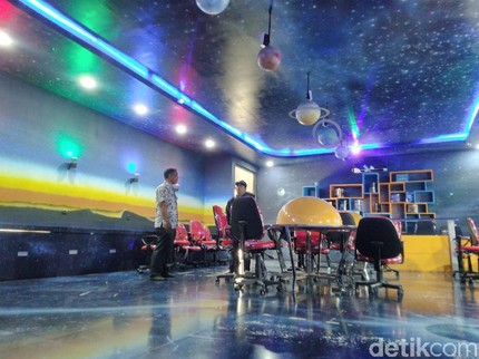 Bikin Anak Betah, Intip Ruang Bertema Galaksi di Perpustakaan Ciamis
