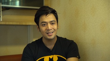 img-title Kris Hatta Ogah Jadi Mualaf VS Henny Mona Gugat RS Usai Rugi Puluhan Miliar
